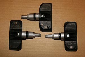 FS: Three TPMS Sensors-img_8991a.jpg