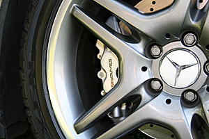 FS: selling my professionaly painted 18&quot; AMG W211 Twin Spoke wheels 05' E55-img_1352-2-.jpg