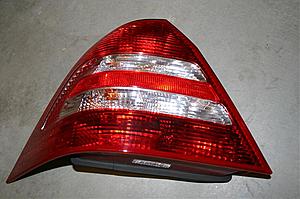 FS: w203 C230 OEM rear tailights-img_5925.jpg