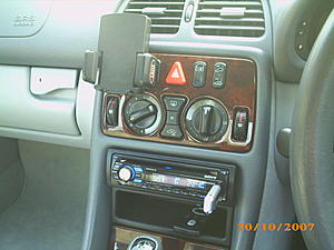 Sorry, yet another ipod install (pics)-second.jpg