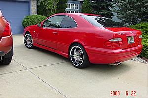 Red Sled with New Wheels-dsc00093.jpg