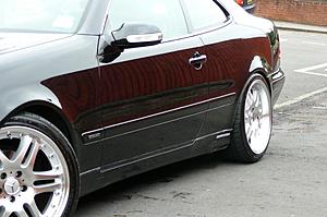 Pics of wheel spacers installed! But wierd rubbing sound :(-new-badges-waxed-spacers-lowered-6-.jpg