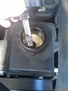 Where can i check the power steering fluid level???-image_191.jpg