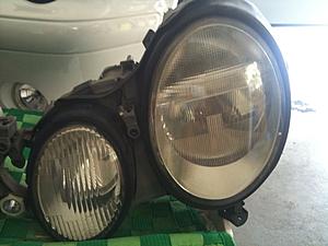 FS W208 Xenon OEM Headlights-pair1.jpg