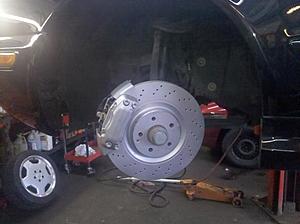 AMG Brake Calipers???-img_20110809_185740.jpg