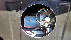 cabriolet issues-1999-clk-320-hydraulic-pump-access-2.jpg