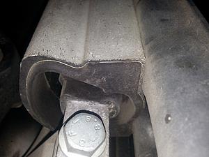 Instructional: Install Rear Motor/Trans. Mount on Year 2000 CLK430 Cabriolet-20140113_161954.jpg