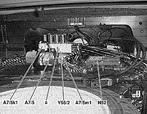 CLK convertible top problem solving: common electrical and hydraulic system failures-n52location.jpg