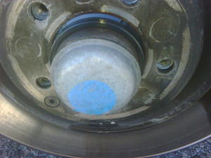 Remove end cap from axle?-img00029-20100814-1135.jpg