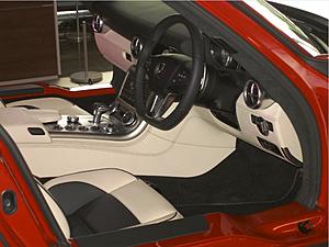 Mercedes Benz World, UK-pic006.jpg