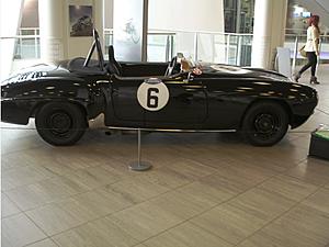 Mercedes Benz World, UK-pic009.jpg