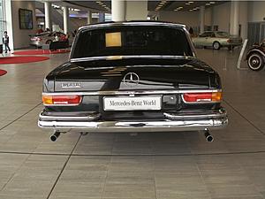 Mercedes Benz World, UK-pic0007.jpg