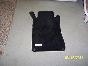 W209 Floormats needed - Any vendors out there?-100_3816.jpg