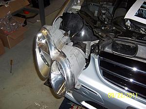W209 (aftermarket) bi-xenon lights coming soon....-100_3848.jpg