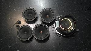 For sale used oem bose speaker full set out from my 03 CLK 500-imag1033.jpg