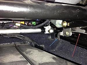 Lock Driver's Seat Error - After head rest stuck (How to fix)-img_1203.jpg