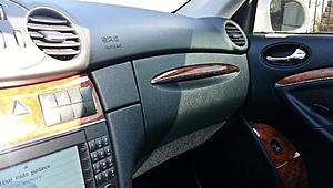 my glove box trim-glove.jpg
