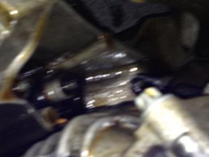 Oil leaks a common issue?-photo-3.jpg