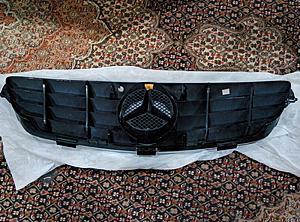 W209 grille for sale-img_20151217_231644.jpg