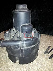 P0410 fixed by replacing air pump, relay-20140712_150929_zps81aee9dc.jpg