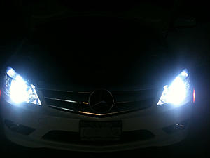 W209 (aftermarket) bi-xenon lights coming soon....-img_0139.jpg