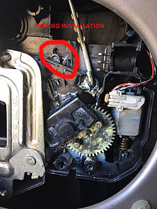 DIY - Mercedes W209 bouncing lock  - repair through speaker hole.-img_1423.jpg