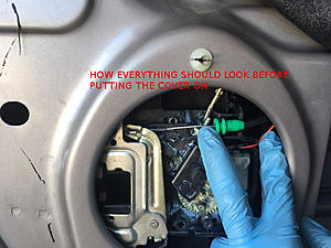 DIY - Mercedes W209 bouncing lock  - repair through speaker hole.-img_1428.jpg