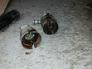 Slow leak at radiator drain valve / petcock-hhexylt.jpg