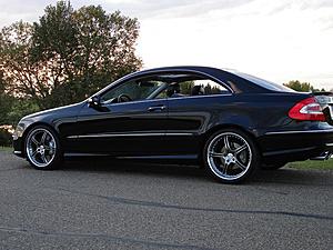 Black wheels on a black car?-amg0942.jpg