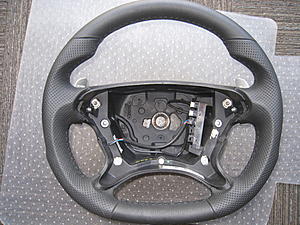 CLK-63 Black Series Steerling Wheel-clk-bs-steering-wheel-001.jpg