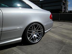 couple updates pics of the car-clk1-003.jpg