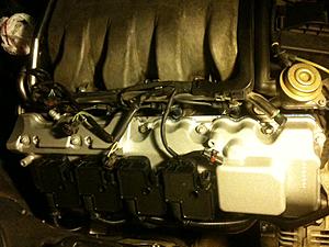 DIY W208 CLK55 AMG Valve Cover Gasket-photocoil.jpg