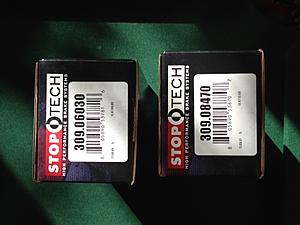 w209 Stop Tech brake pads & car cover-photo.jpg