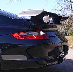 PLEASE tell me this is NOT a MBZ spoiler...-gt3rs_wing.jpg