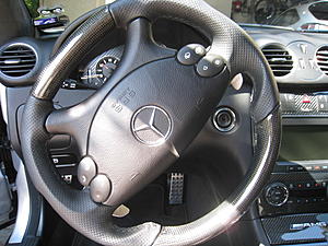 Carbon steering wheel for CLK63 BLACKSERIES-img_3005.jpg