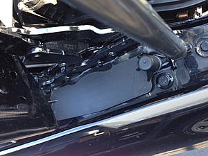 Hood Hinge Plastic Part (2014 CLS)-photo-1-2.jpg