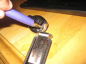 Battery dead trunk locked-img_0565.jpg