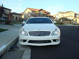 My Customized CLS550 White on Red-front-bumper-grille-lip.jpg