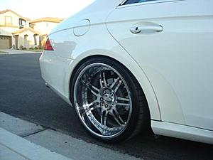 My Customized CLS550 White on Red-rear-wheels-tires-4.5-lip.jpg