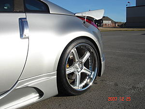 got some pics of  2 of my rides together-car-039.jpg