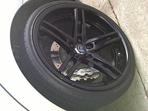 For Sale: 20" Maatte Black Rohana RC5 wheels and tires-back-driver-1.jpg
