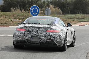 AMG GT R Spied-00.jpg