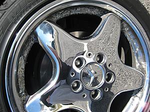 Help my beautiful chrome wheels are peeling.  What is the best way to clean these up?-img_0723.jpg