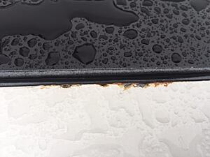 Should I be worried? '99 C280 and small rust spots-nattsx8l.jpg