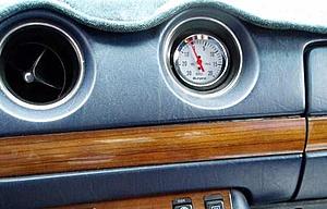 ALDA Replacement-center-boost-gauge.jpg