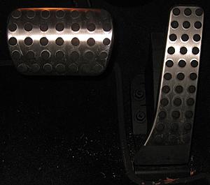 2010 E350 Coupe AMG/SPORT Rubber Studded Stainless Steel Pedal Covers-1.jpg