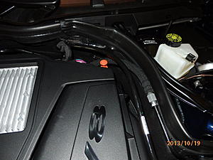 2014 E550 Coupe oil dipstick-004.jpg