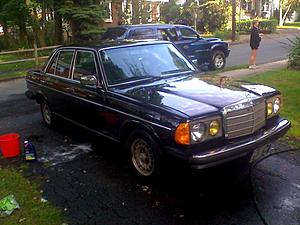 Post a picture of your W123!-090921_170619.jpg