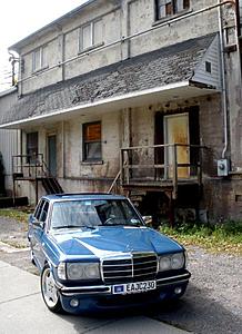 W123 Owners' Photos Gallery-blue_1.jpg