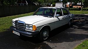 Post a picture of your W123!-car.jpg